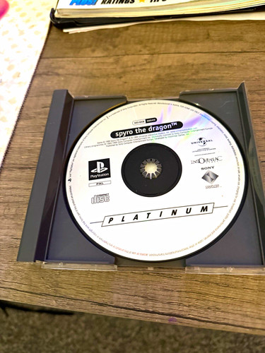 Spyro the dragon sony - spyro,