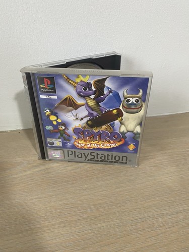 Spyro year the dragon sony - of,